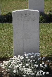 Calais Southern Cemetery - Lewis, J